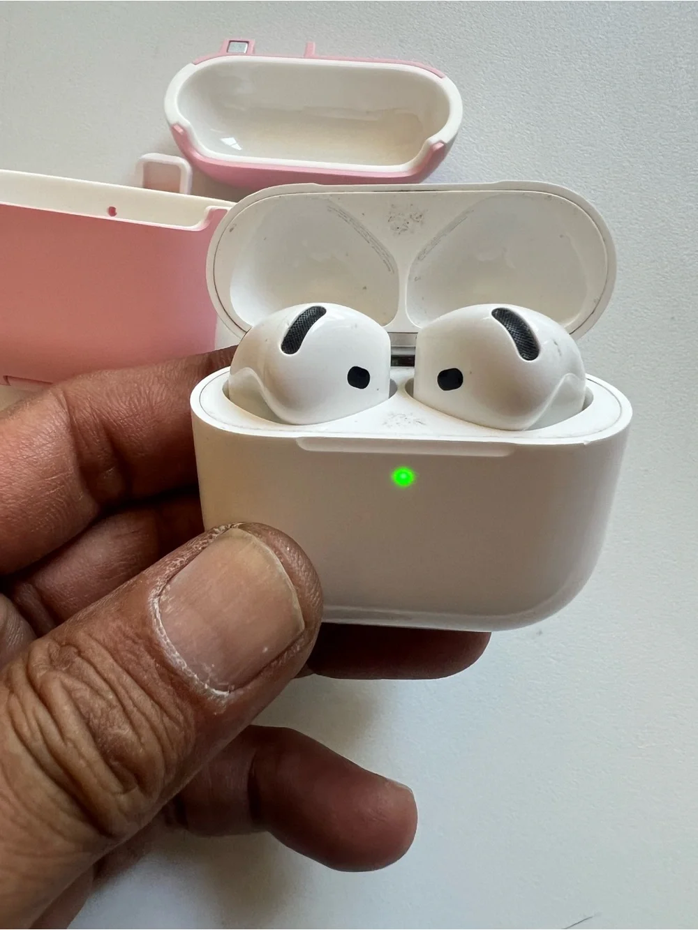 Apple AirPods #2 durable pink